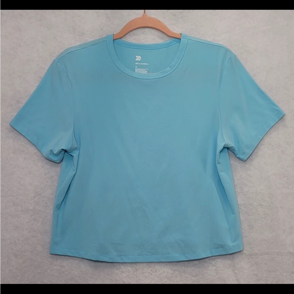 All in Motion Light Blue Short Sleeve Tee
